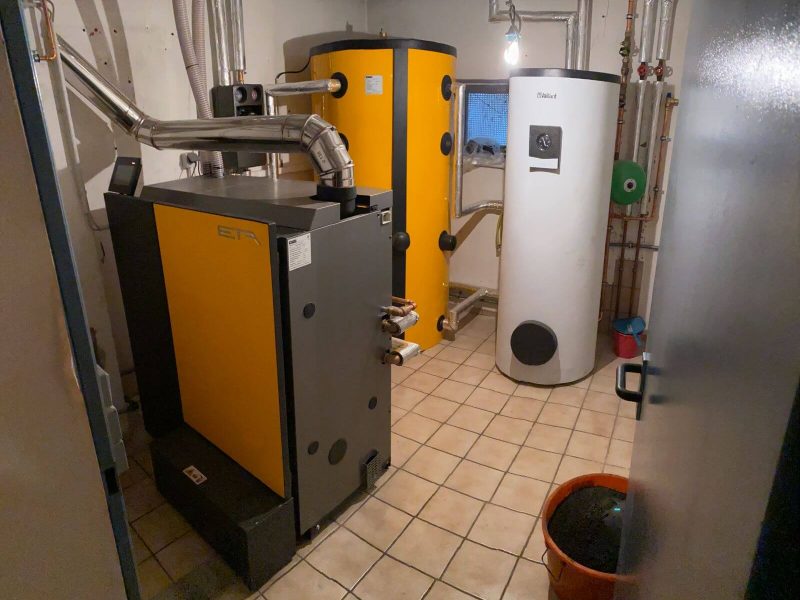 Heizungsbau, Installation einer ETA Pelletheizung und Vaillant Solarspeicher auroSTOR in Taunusstein 07