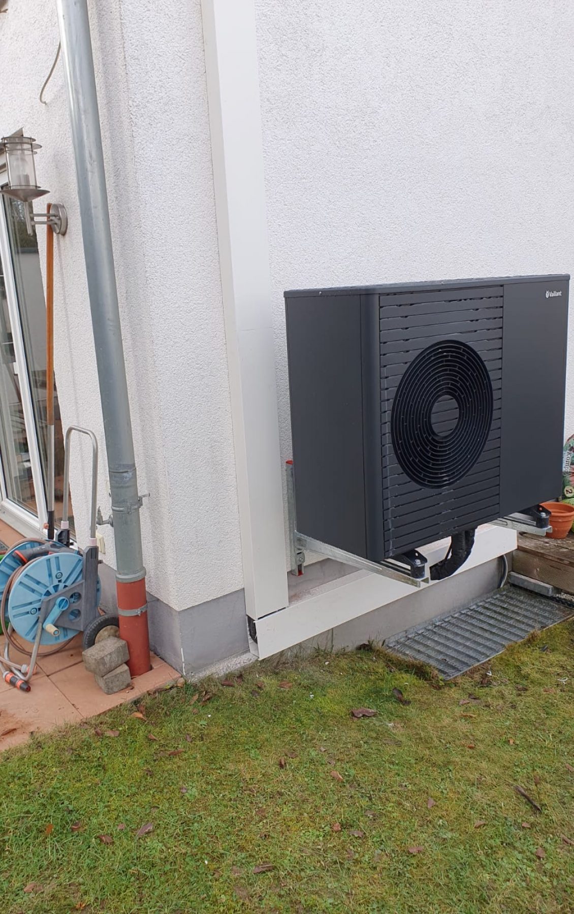 Wärmepumpe von Vaillant statt Dachzentrale in Idstein 1